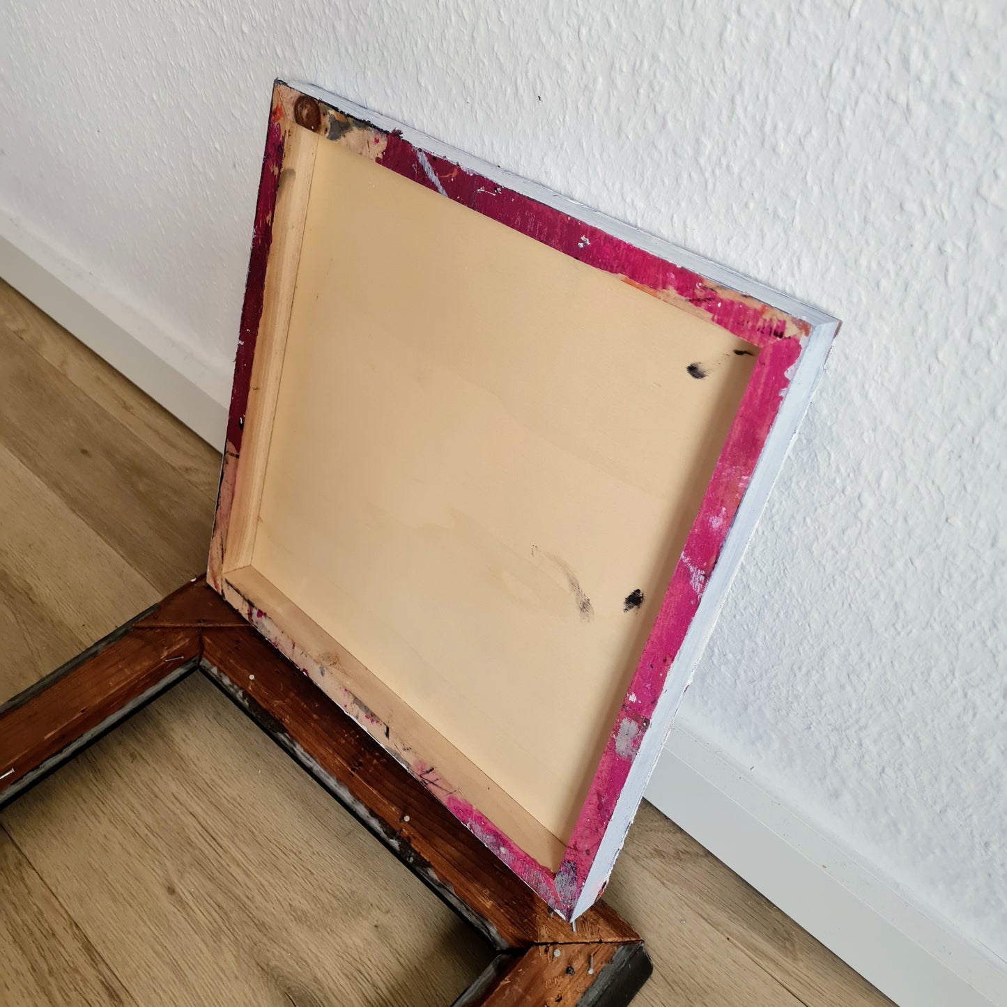 Schwarzweiße Holzkörper 1 von 6 - Unikate der Serie 'Verschiedene Charaktere
