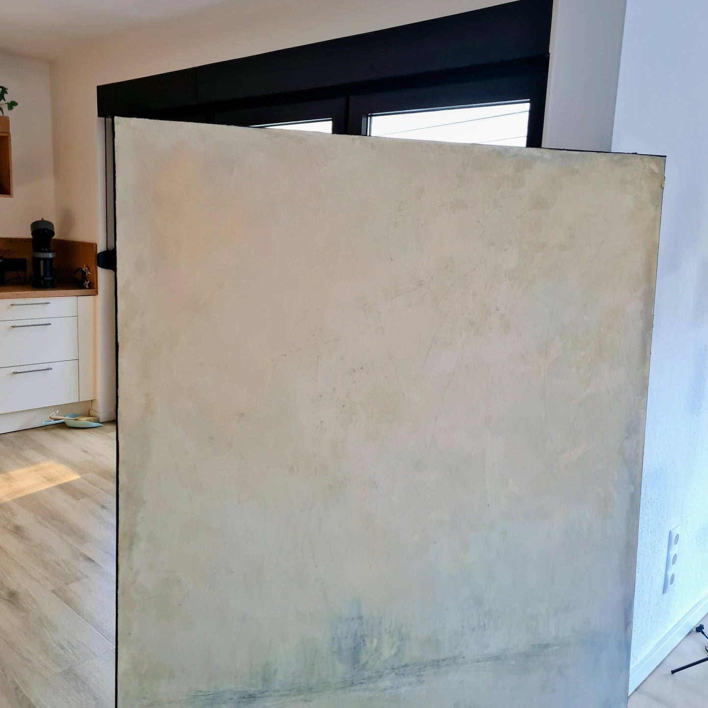 Ein abstraktes Schwarz-Weiß Gemälde, dass den Lauf der Zeit einfängt Abstrakte Bilder & moderne Auftragsmalerei, abstrakte große bilder online kaufen, Auftrags Malere