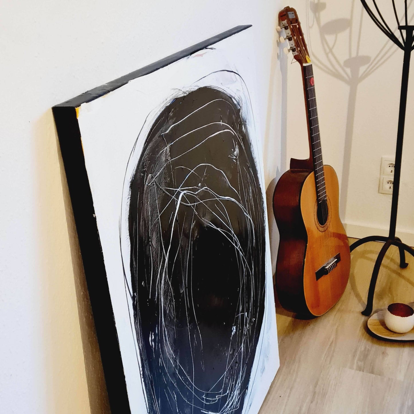 Die Kunst der Reduktion: Warum schwarz-weiß Fusionen zeitlose Schönheit ausstrahlen Abstrakte Bilder & moderne Auftragsmalerei, abstrakte große bilder online kaufen, Auftrags Malere
