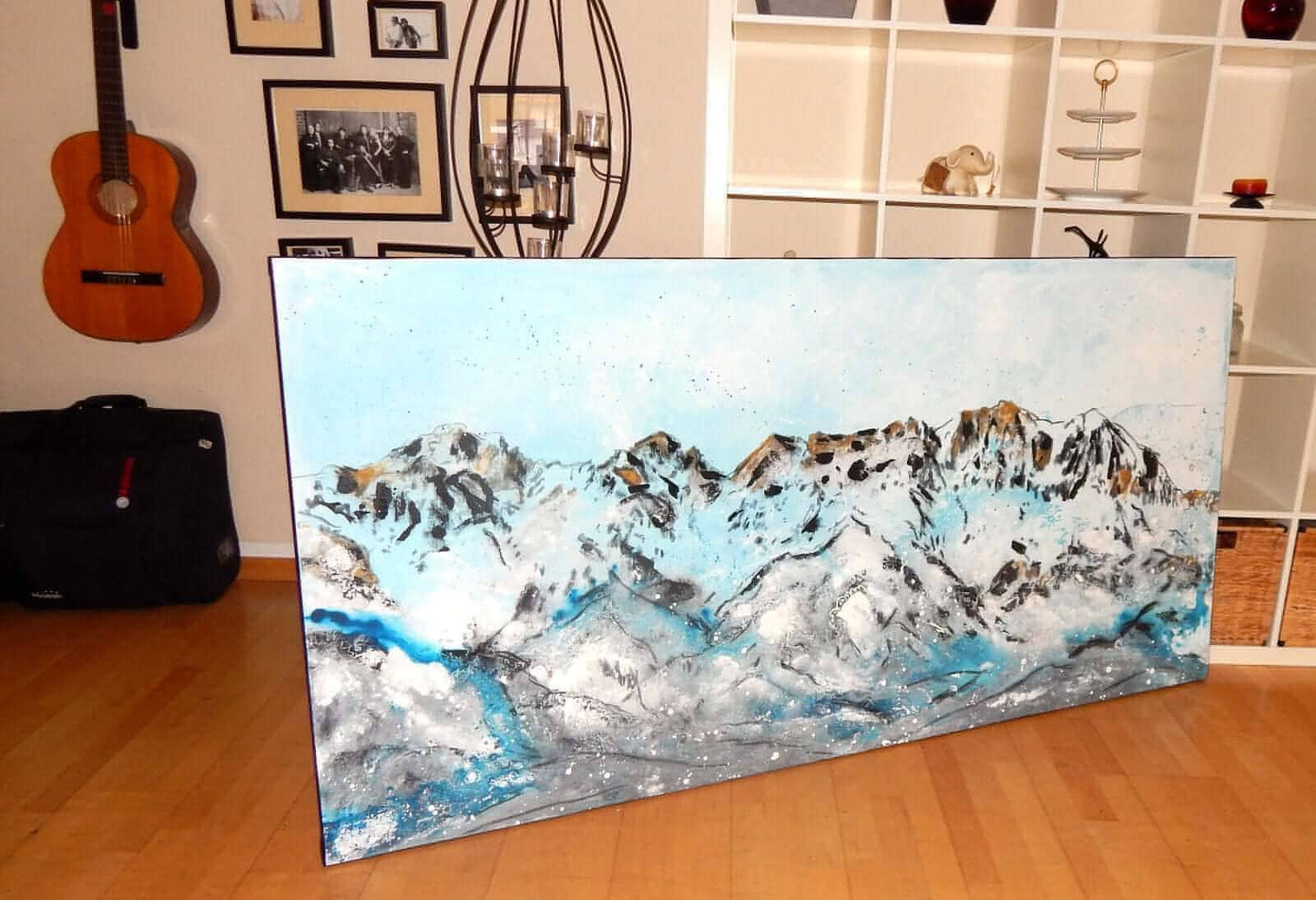 150 x 60 cm / blau / Lieblingsgebirge, 160 x 100 cm / blau / Lieblingsgebirge, 200 x 100 cm / blau / Lieblingsgebirge, Panoramaformat 250 x 70 cm / blau / Lieblingsgebirge abstrakte acrylbilder auf leinwand Auftragsmalerei