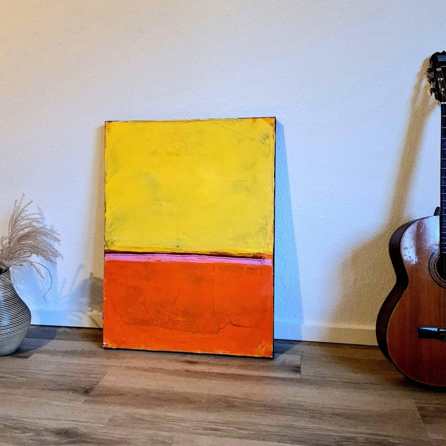 Feuriges Leuchten: Acrylgemälde in warmen Orange- und Gelbtönen mit besonderer Tiefe Abstrakte Bilder & moderne Auftragsmalerei, abstrakte große bilder online kaufen, Auftrags Malere