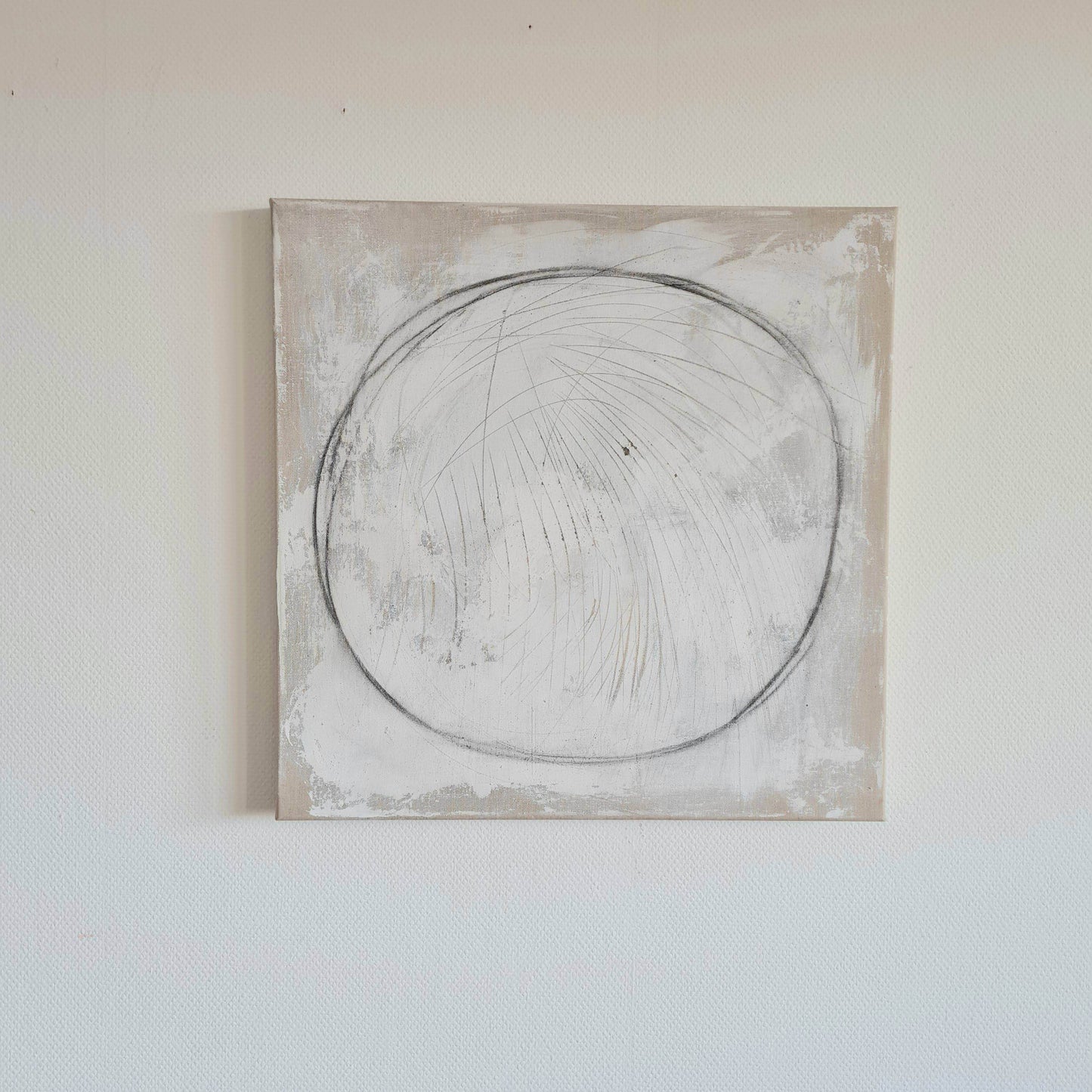 Minimalistisches Kunstwerk in Kratztechnik auf Naturleinen Abstrakte Bilder & moderne Auftragsmalerei, abstrakte große bilder online kaufen, Auftrags Malere