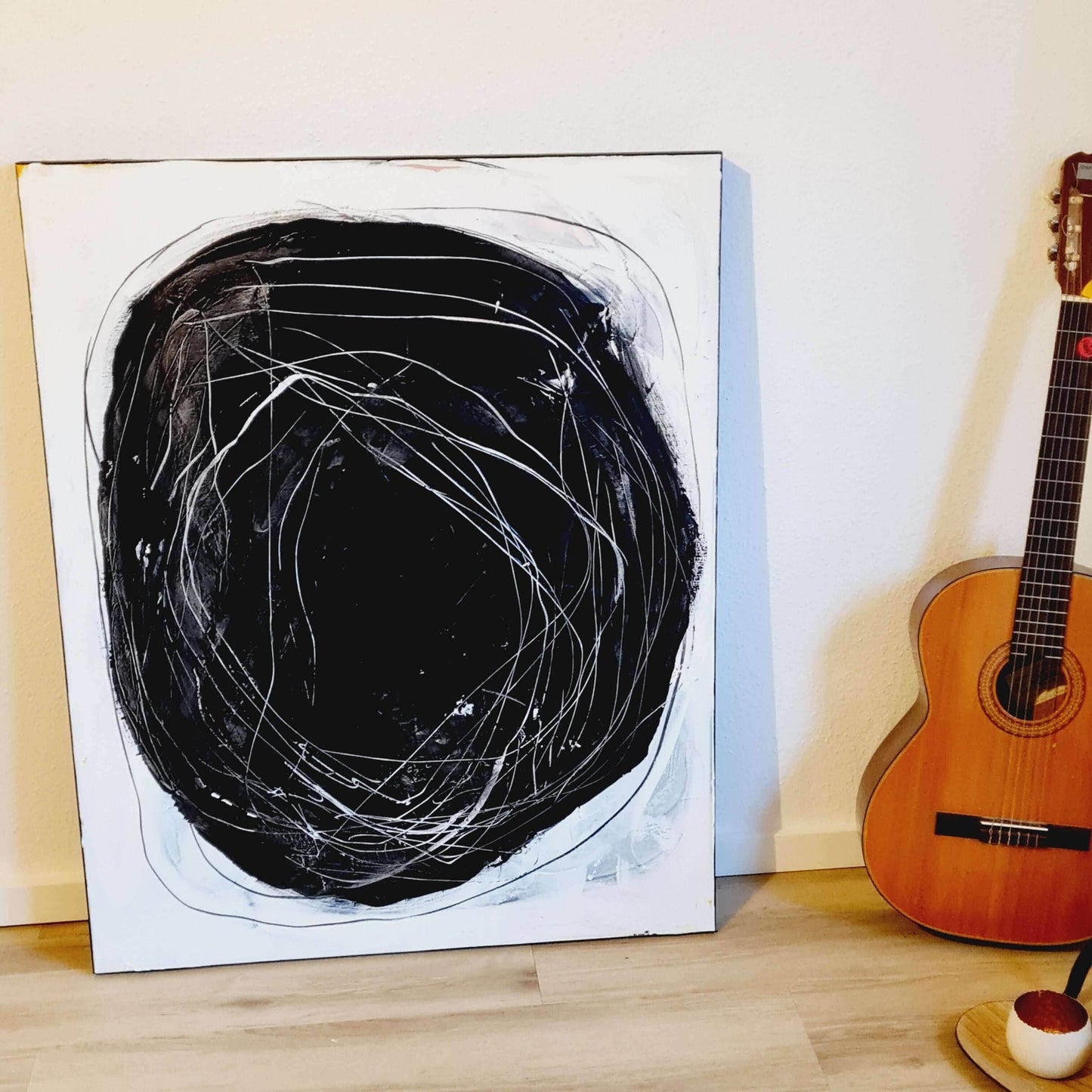 Die Kunst der Reduktion: Warum schwarz-weiß Fusionen zeitlose Schönheit ausstrahlen Abstrakte Bilder & moderne Auftragsmalerei, abstrakte große bilder online kaufen, Auftrags Malere