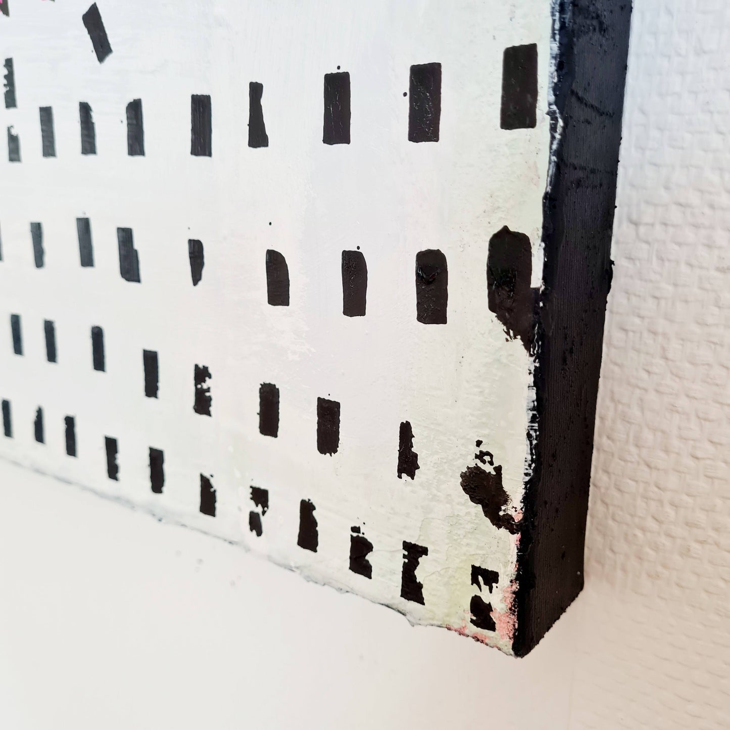 Ein minimalistisches Kunstwerk in Schwarz-Weiß Abstrakte Bilder & moderne Auftragsmalerei, abstrakte große bilder online kaufen, Auftrags Malere