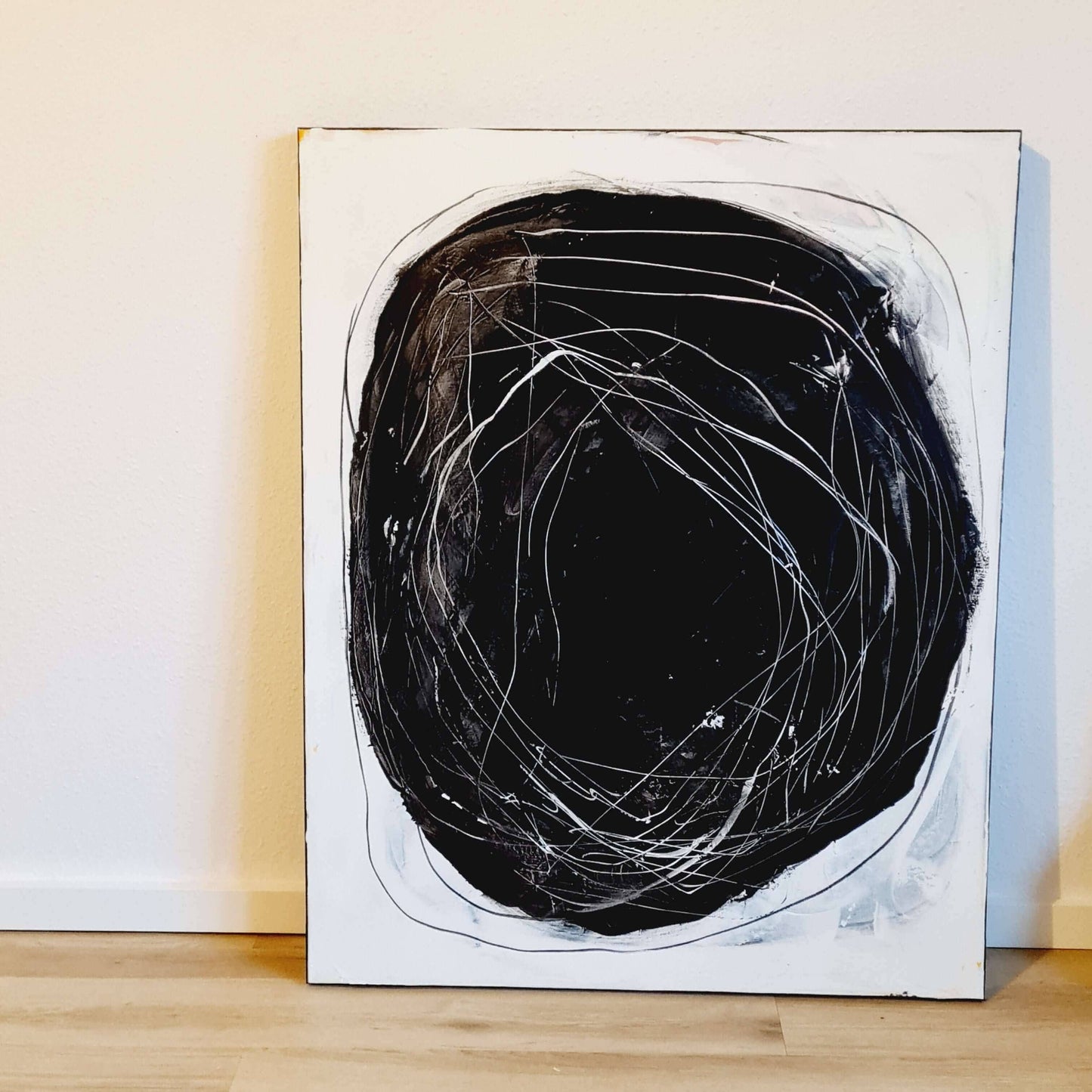 Die Kunst der Reduktion: Warum schwarz-weiß Fusionen zeitlose Schönheit ausstrahlen Abstrakte Bilder & moderne Auftragsmalerei, abstrakte große bilder online kaufen, Auftrags Malere