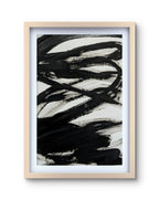 Zeichnungen & Reduktion III von Conny Wachsmann zeichnet sich durch kühne schwarze Pinselstriche auf Weiß aus, die eine dynamische minimalistische Kunst schaffen. Die in hellem Holz gerahmte Originalzeichnung von Malpappe zeigt schwungvolle Kurven und sich kreuzende Linien.