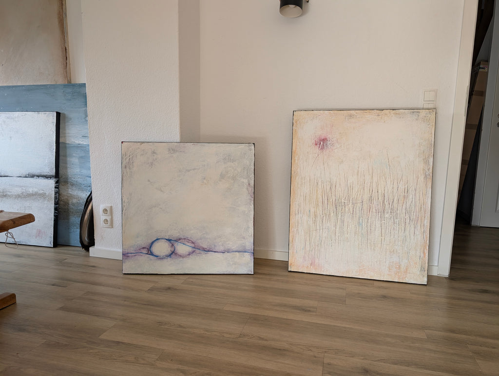 Abstraktes Gemälde – Sommeranfang weiß lila