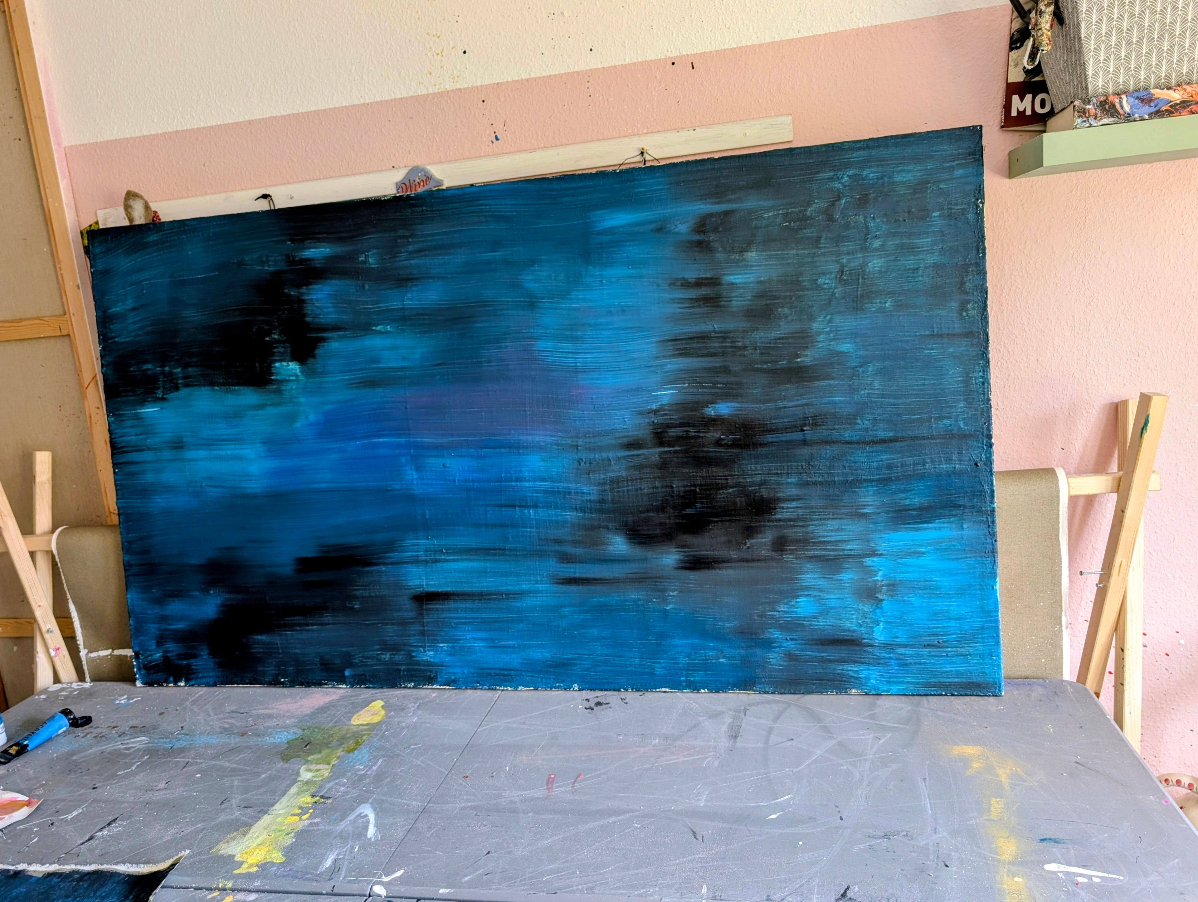 Blaues Bild für Sofa – Moderne Kunst für offene Wohnbereiche