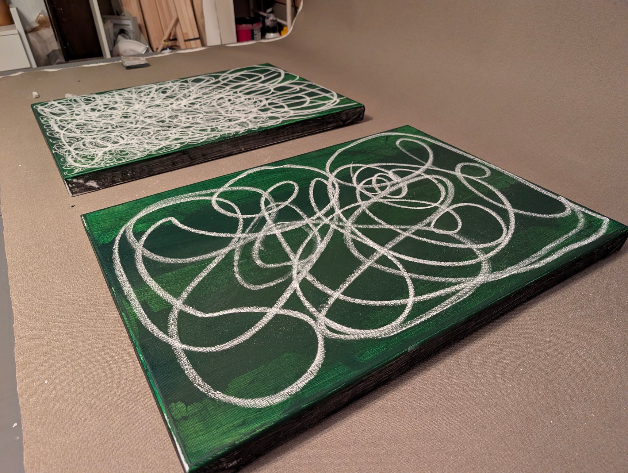 Waldgeflecht - grünes Bild 50 x 70 cm – sofort versandbereites Leinwandbild in nan, großes Kunstwerk für moderne Wohnräume