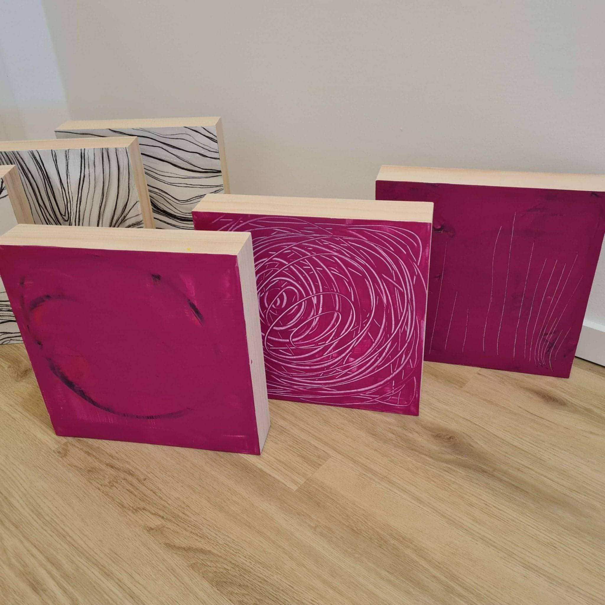 Detailaufnahme Tagesgeschehen – direkt lieferbares Acrylbild in nan, moderne Wandkunst für Interior Design