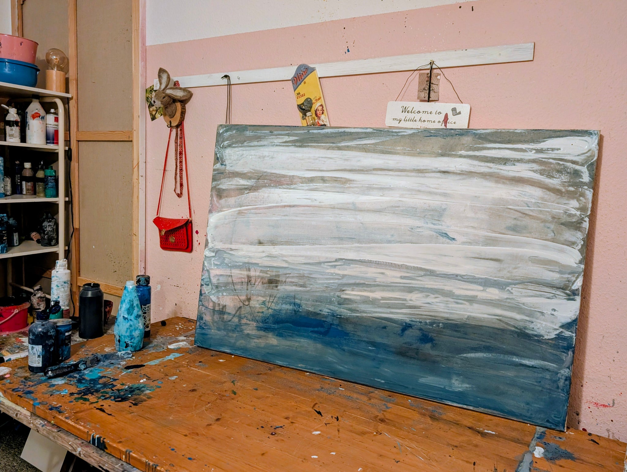 Blau weißes Bild - Gezeitenstille inkl. Schattenfugenrahmen – sofort versandbereites Leinwandbild in nan, großes Kunstwerk für moderne Wohnräume