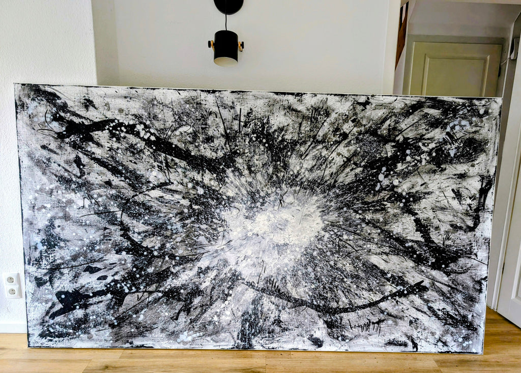 Urknall – Großes abstraktes Schwarz-Weiß Gemälde (240 × 140 cm) als Auftragsarbeit