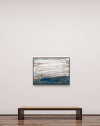 Blau weißes Bild - Gezeitenstille inkl. Schattenfugenrahmen