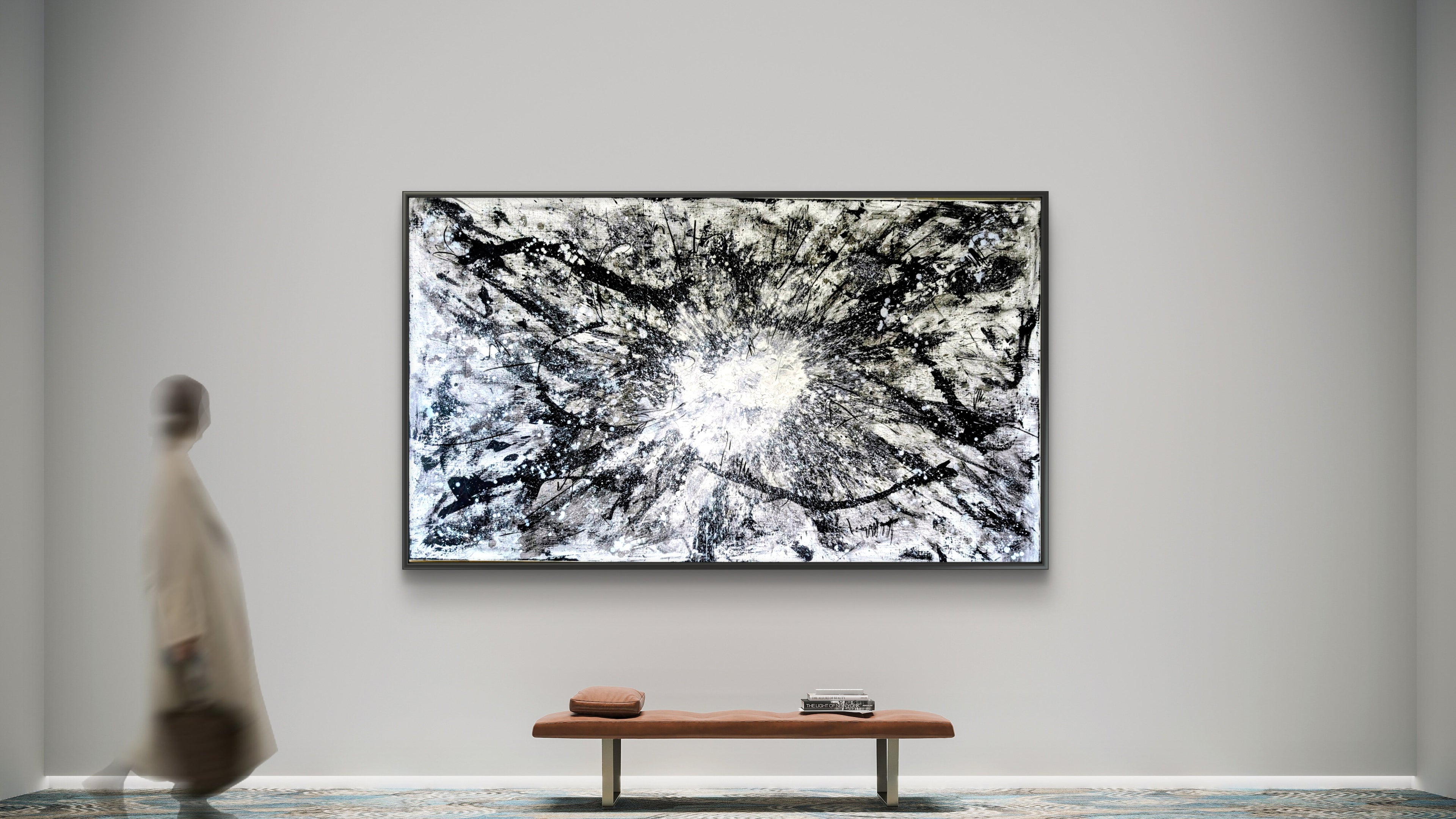 Urknall – Großes abstraktes Schwarz-Weiß Gemälde (240 × 140 cm) als Auftragsarbeit – Großes Gemälde in modernem Wohnzimmer