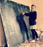 rotes Bild Wesenskraft – Identität des Werks – graues abstraktes Originalgemälde – ruhige Gesamtwirkung – poetische Grundstimmung – Auftragsmalerei – Bild malen lassen