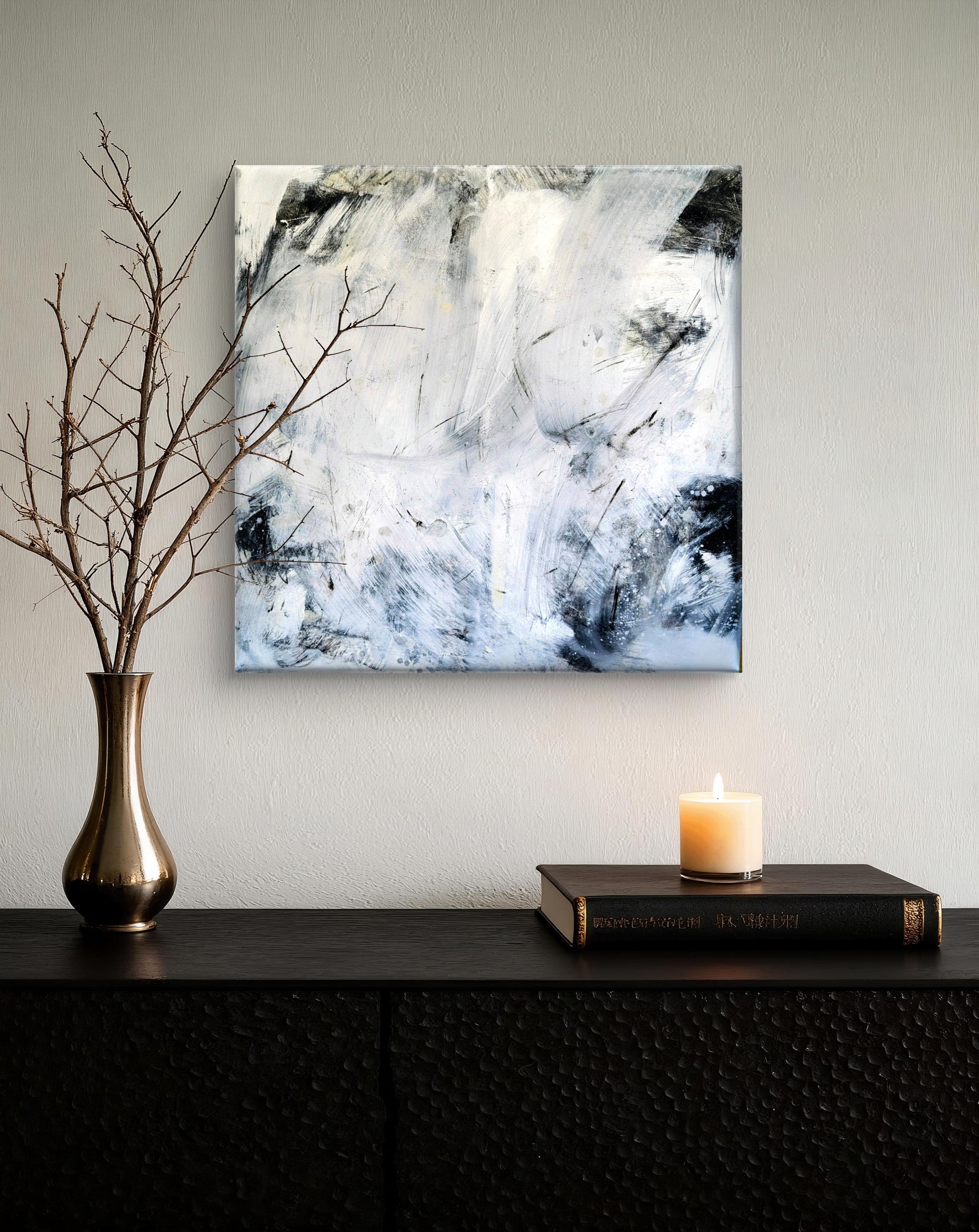 Detailaufnahme schwarzweiß Bild - Nebelreiter & Schattenklang I – direkt lieferbares Acrylbild in nan, moderne Wandkunst für Interior Design