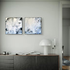 Abstraktes Gemälde Weiß – Nebelreiter I Schwarz-weiß 60 X 60 Cm Sideboard Einzelstück – Moderne Kunst für offene Wohnbereiche