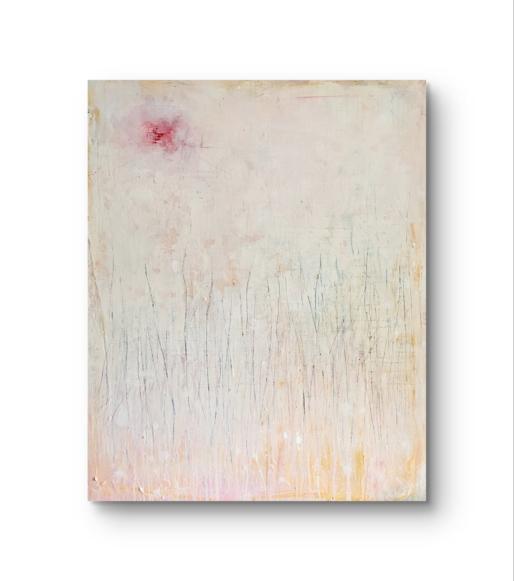 Gedankenregen von Conny Wachsmann, Künstlerin: Abstraktes Gemälde mit hellem Hintergrund, schwachen vertikalen Linien wie hohes Gras und einem kleinen roten Fleck oben links. In zartem Rosa, Blau und Gelb – ein einzigartiges Werk für Ihren Raum.