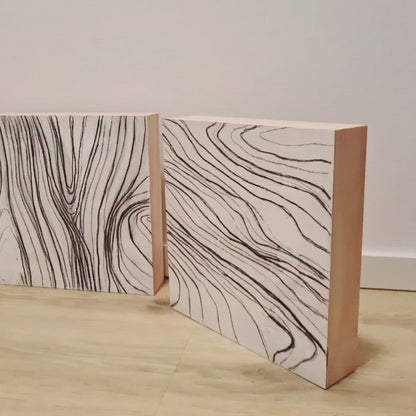 Natürliche Linien - Abstrakte weisse Gemälde auf Holzkörpern