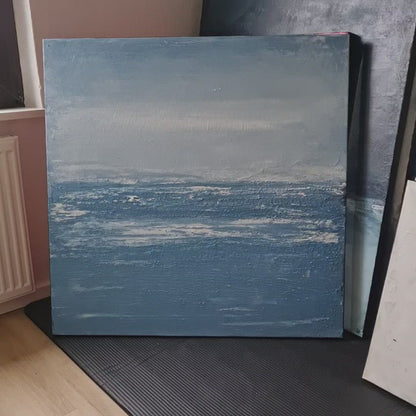 Abstraktes maritimes Gemälde in Blautönen Küstennebel